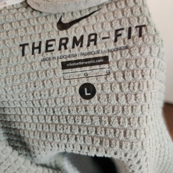 Nike therma-fit coat - Picture 2 of 3